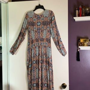 Long sleeve dress